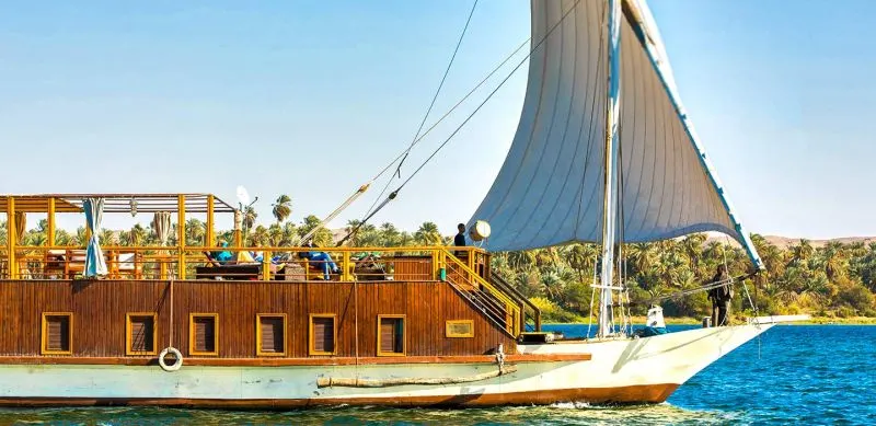 Luxury Cairo and Nebyt Dahabiya